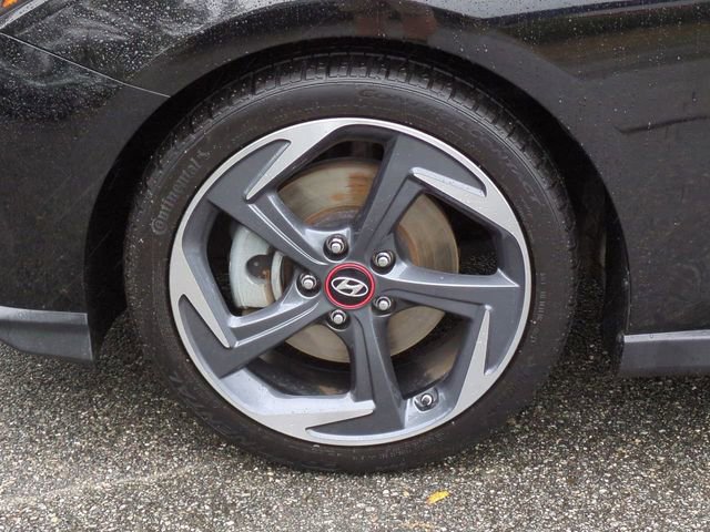 Used 2019 Hyundai Veloster Turbo image 11