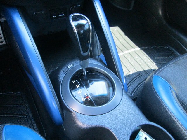 Used 2014 Hyundai Veloster Turbo FWD image 14