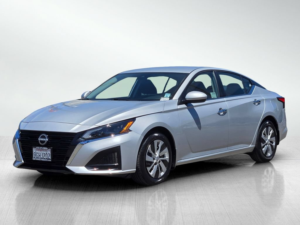 Used 2023 Nissan Altima 2.5 S FWD image 9