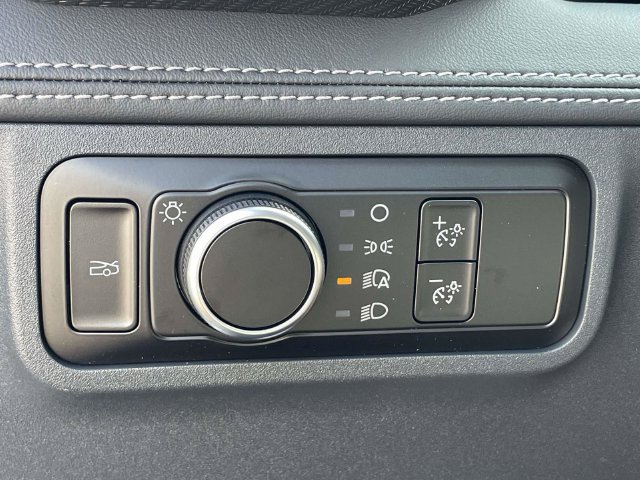 Used 2025 Ford Mustang Premium RWD image 12