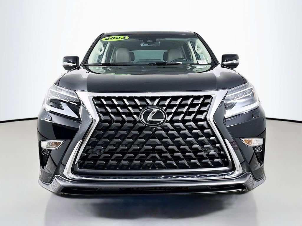 Used 2023 Lexus GX 460 Luxury image 2