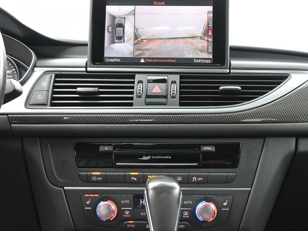 Used 2017 Audi S6 Prestige w/ Prestige Package image 18