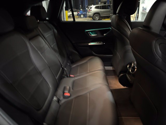 Used 2023 Mercedes-Benz GLC 300 4MATIC image 31