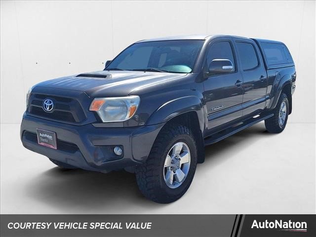 New 2025 Toyota Tacoma SR5
