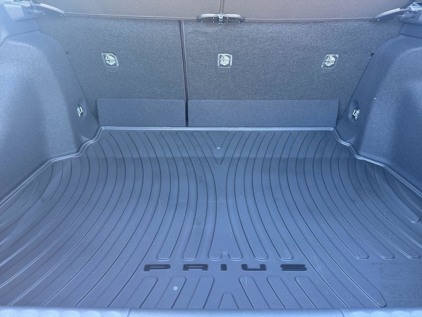 New 2026 Toyota Prius LE image 14