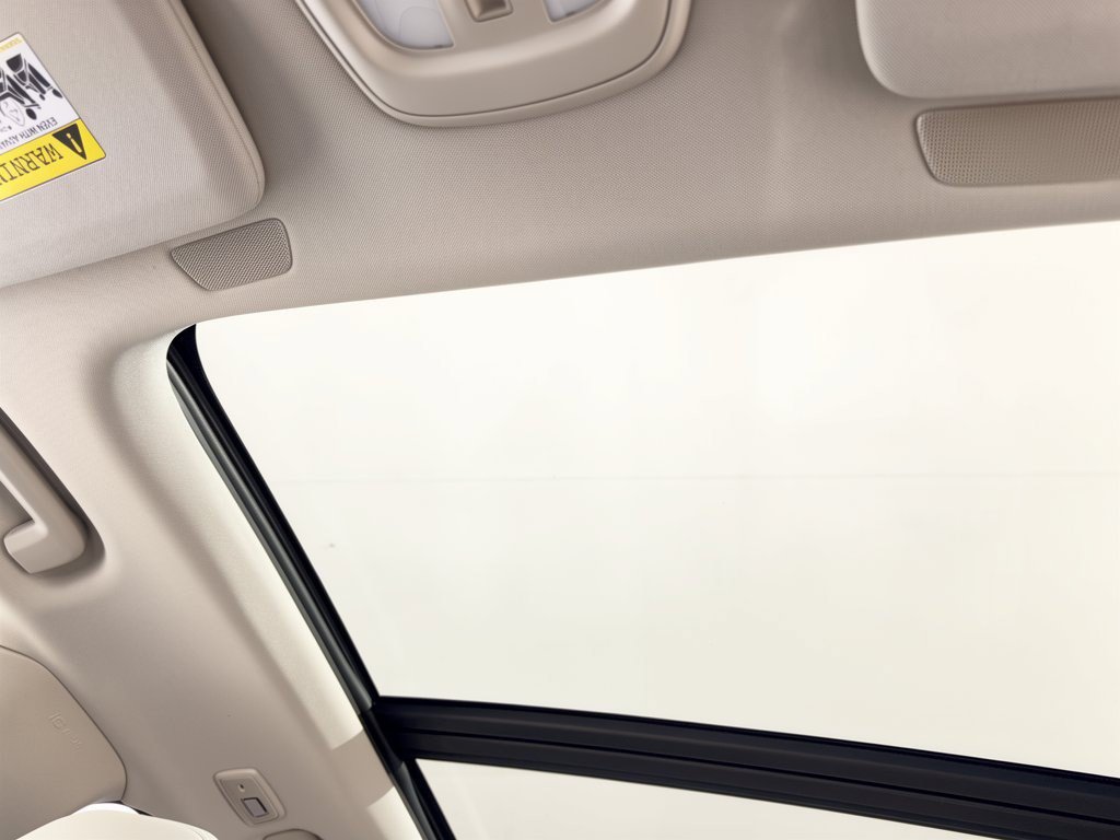 Certified 2025 Volvo XC90 T8 Ultra w/ Protection Package Premier AWD/4WD image 27