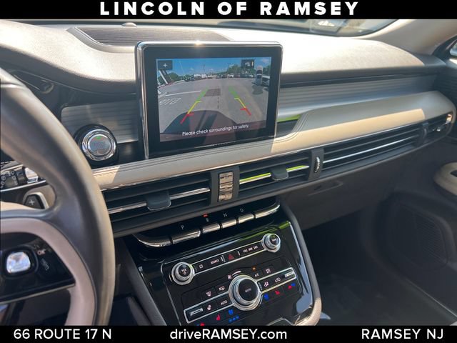Used 2022 Lincoln Corsair AWD w/ Premium Package image 12