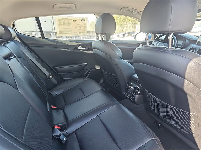 Used 2018 Kia Stinger image 11