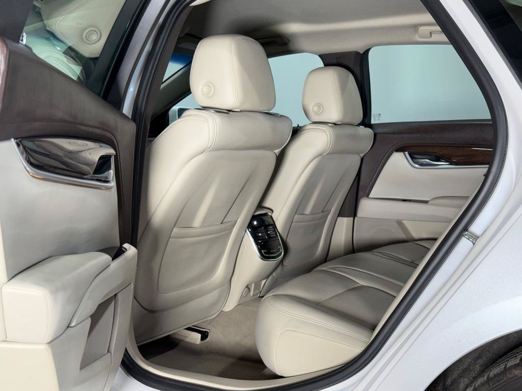 Used 2017 Cadillac XTS Premium Luxury AWD/4WD image 12