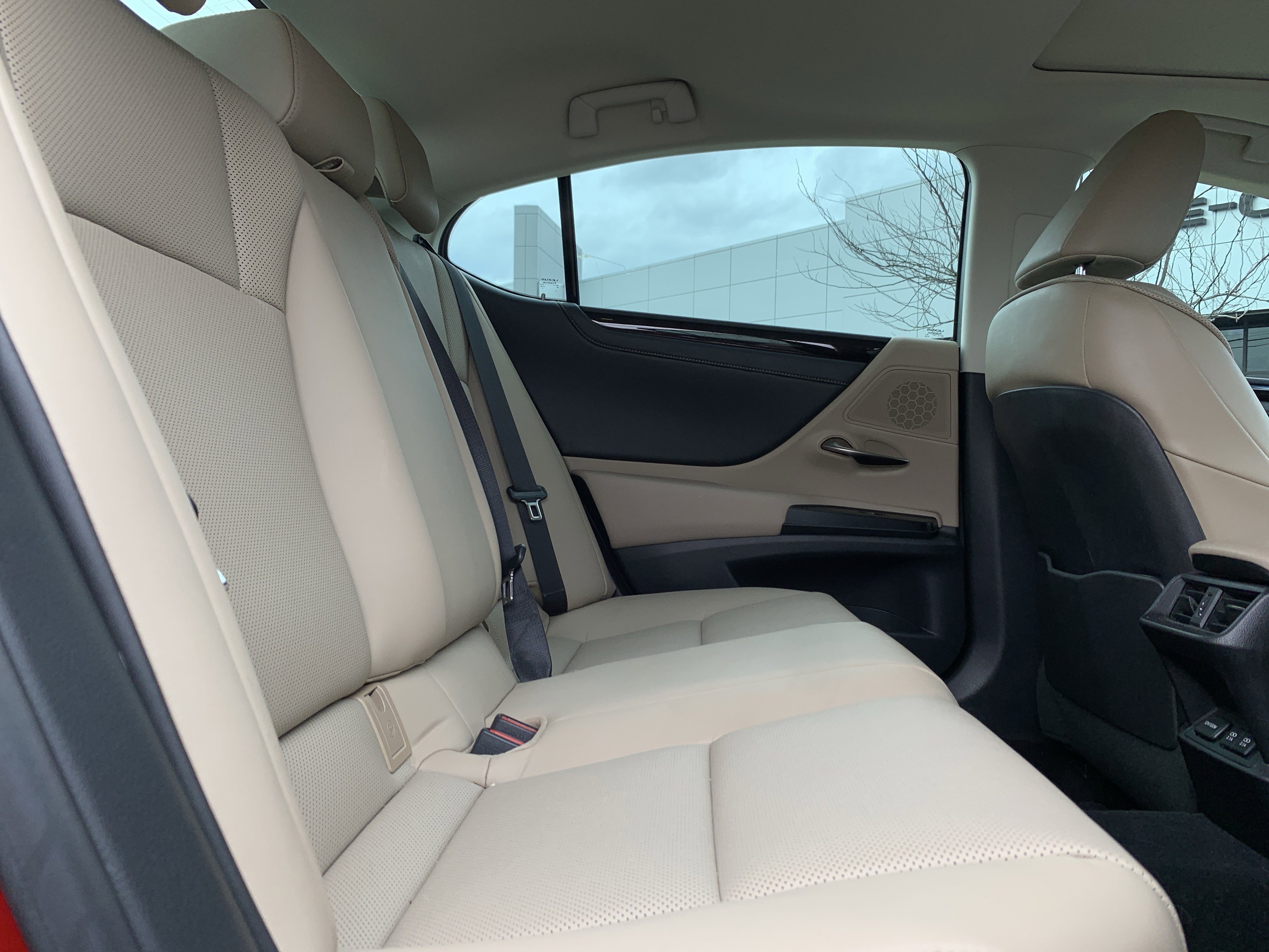 Certified 2021 Lexus ES 250 w/ Premium Package image 33