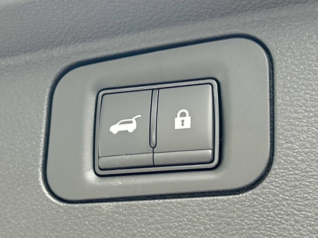 New 2026 Nissan Armada NISMO AWD/4WD image 13