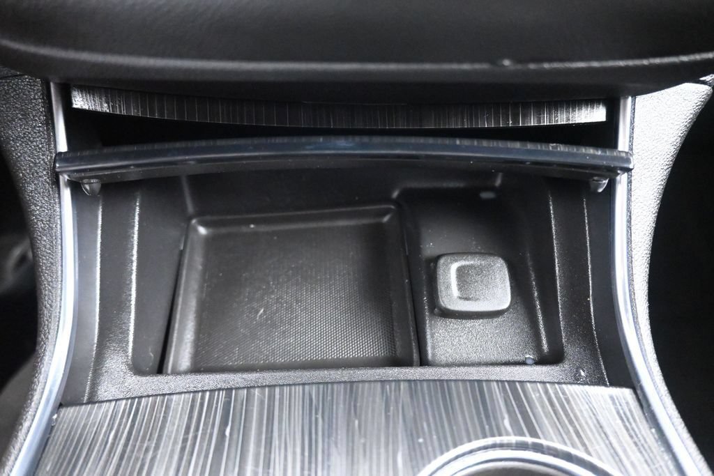 Used 2019 Chevrolet Impala LT FWD image 21