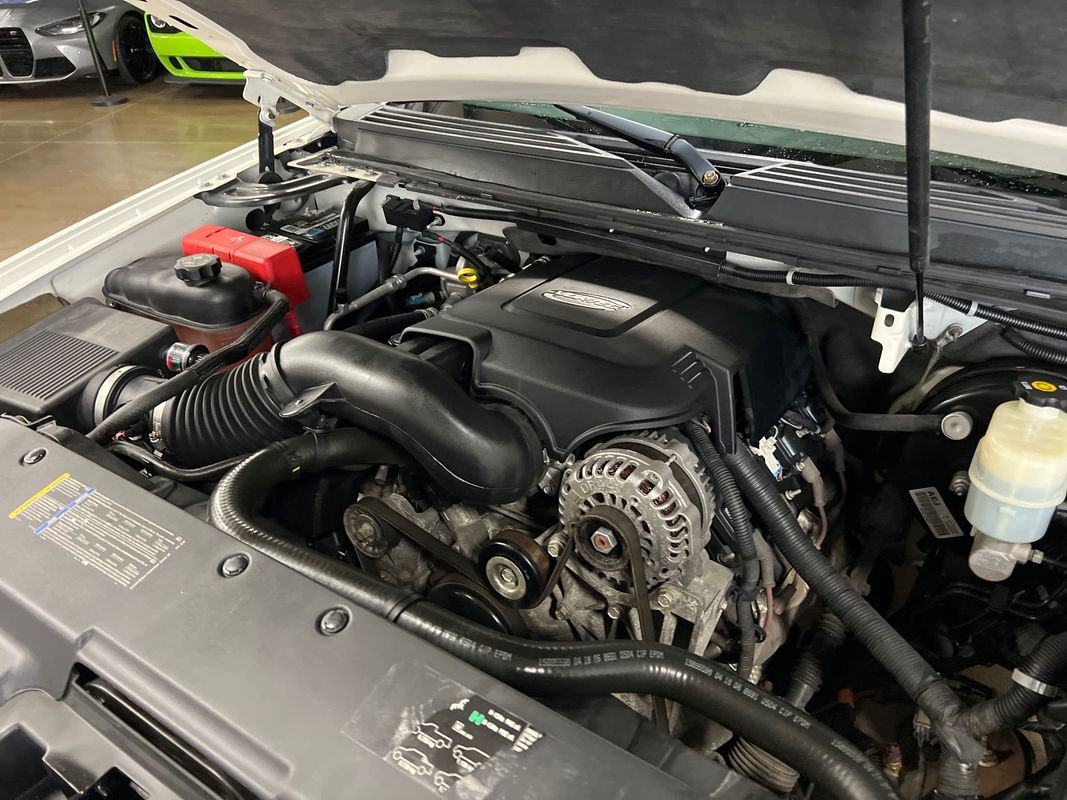 Used 2007 Cadillac Escalade AWD w/ Climate Package image 72