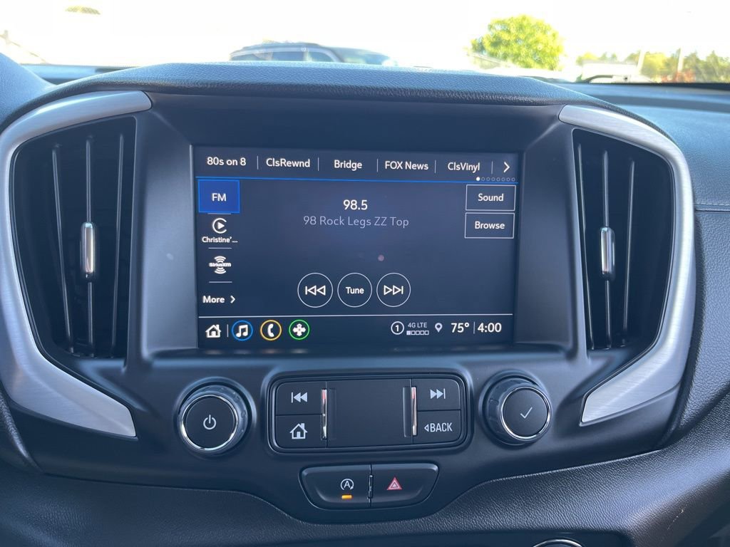 Used 2024 GMC Terrain SLT image 20