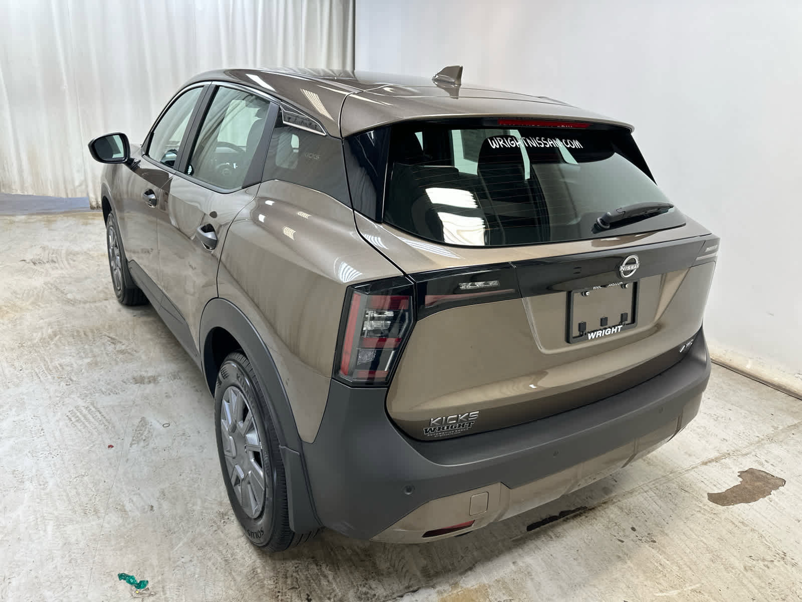 Certified 2025 Nissan Kicks S AWD/4WD image 2