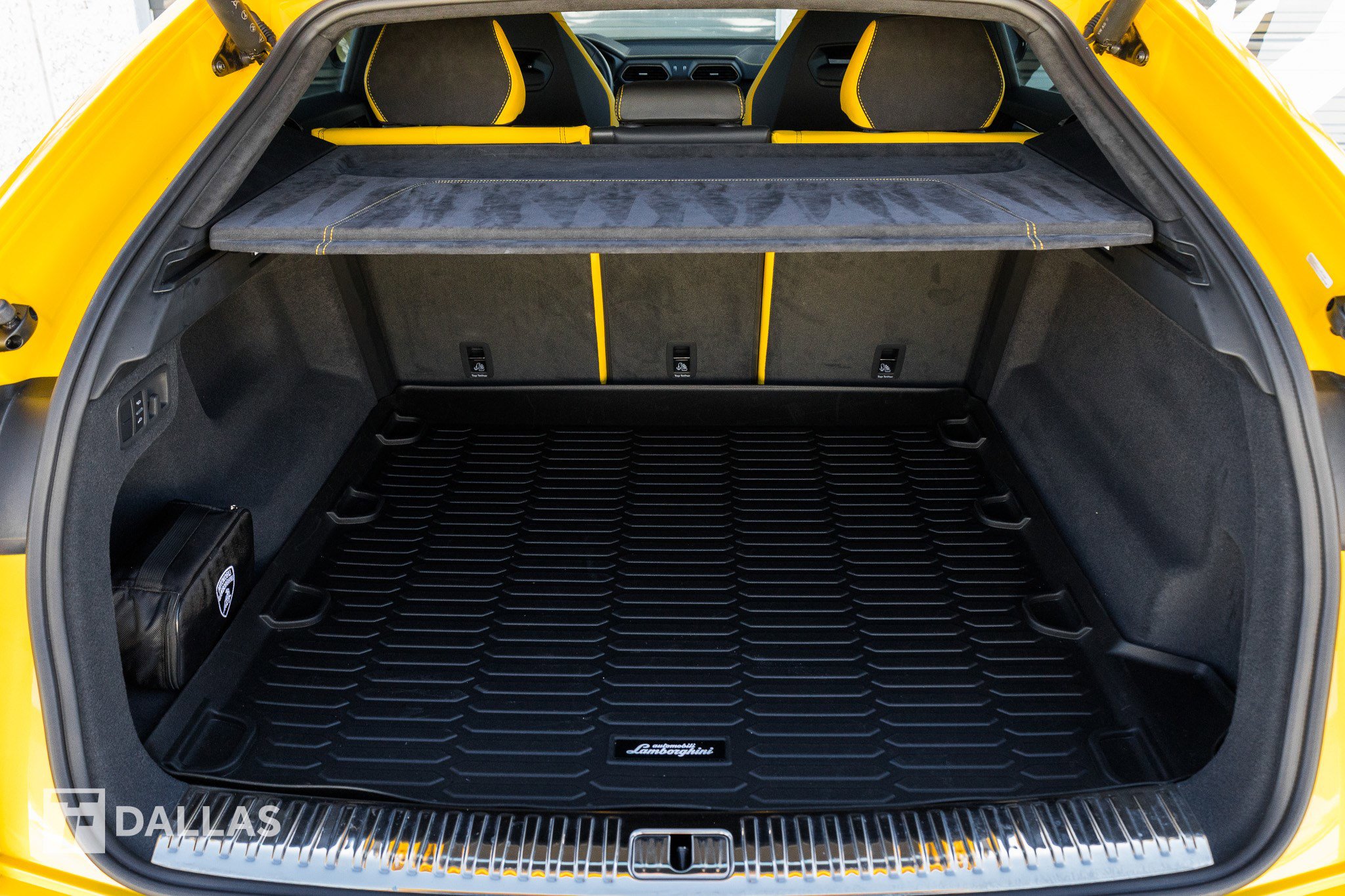 Used 2021 Lamborghini Urus image 30