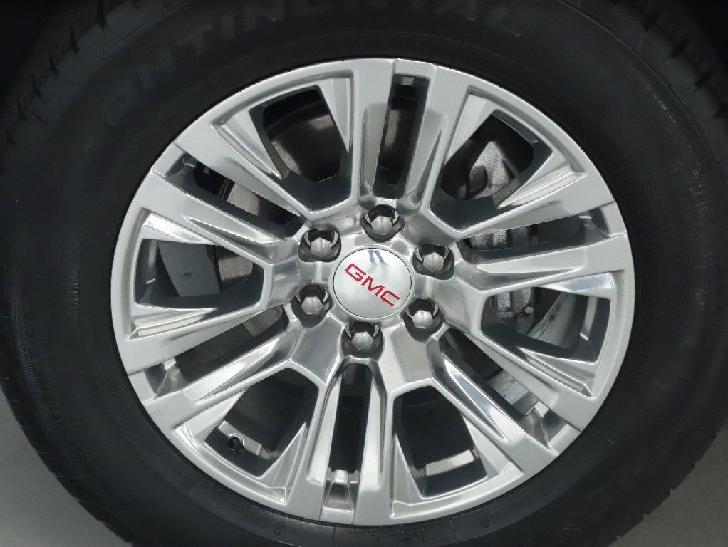 Used 2025 GMC Yukon Denali AWD/4WD image 43