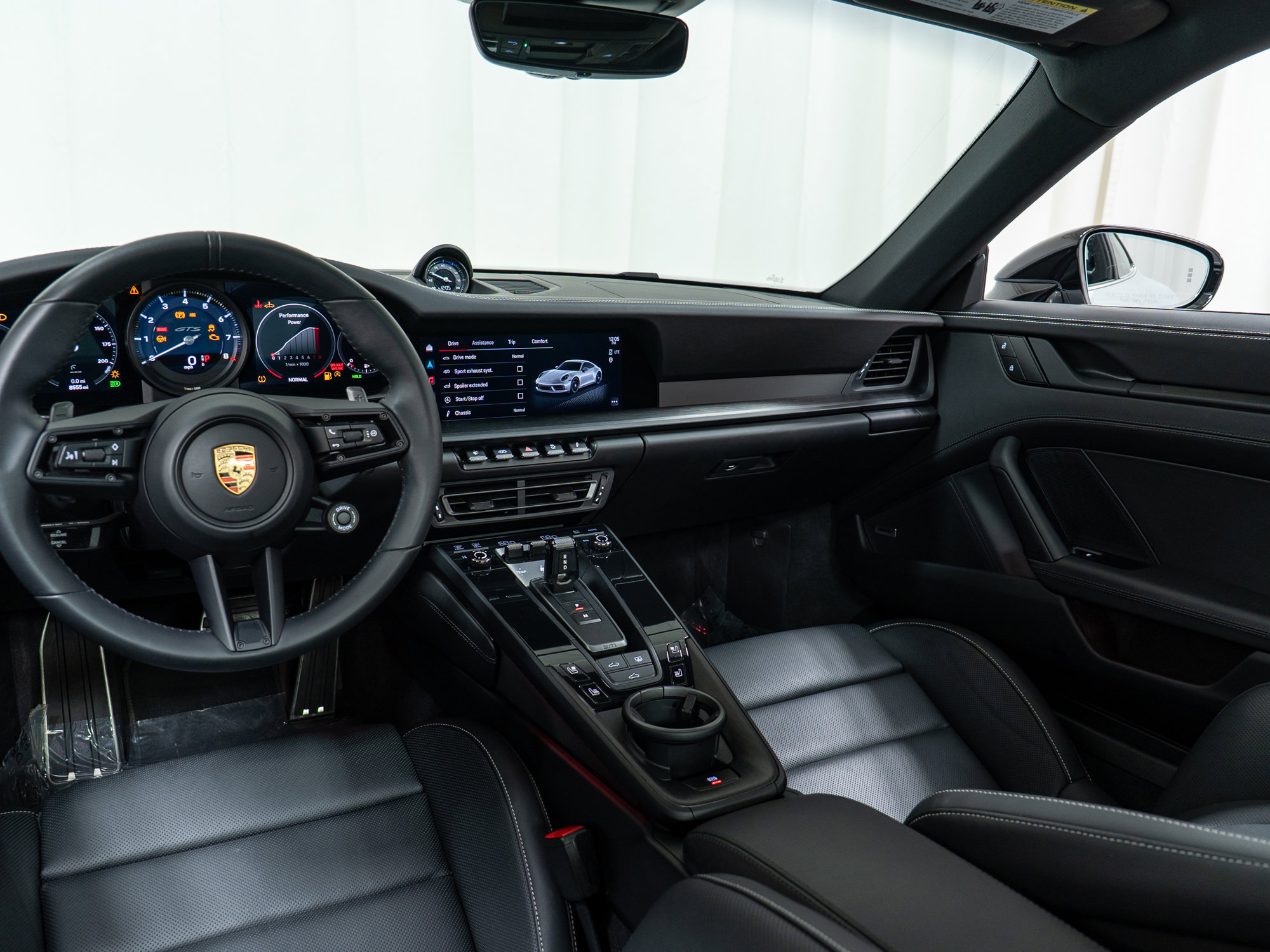 Certified 2024 Porsche 911 Carrera 4 GTS image 21