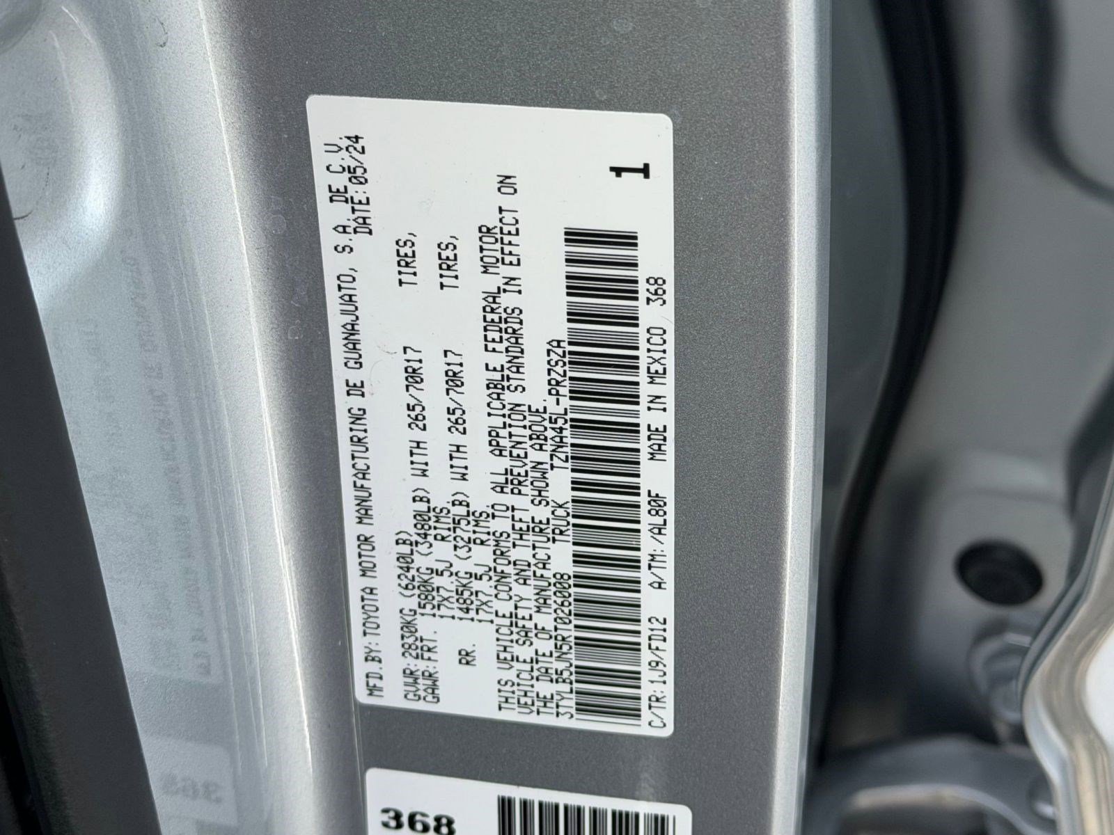 Certified 2024 Toyota Tacoma TRD Off-Road image 21