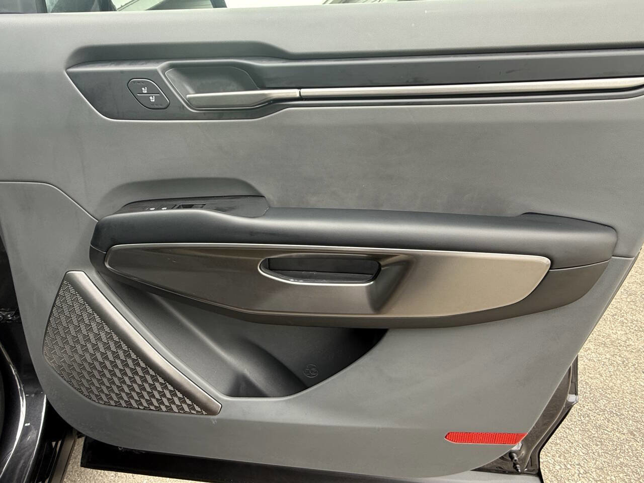 Used 2024 Kia EV9 Wind image 26