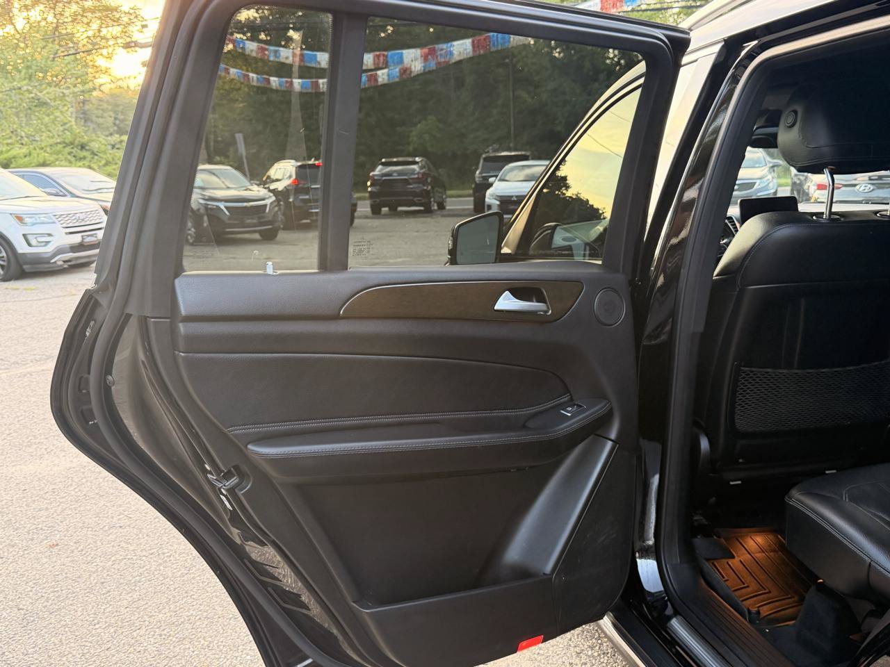 Used 2017 Mercedes-Benz GLS 450 4MATIC w/ Premium Package image 17