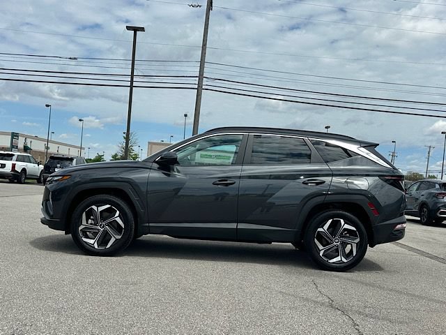 Used 2023 Hyundai Tucson SEL w/ Convenience Package AWD/4WD image 4