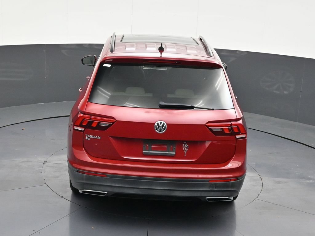 Used 2019 Volkswagen Tiguan SE w/ Panoramic Sunroof Package FWD image 18