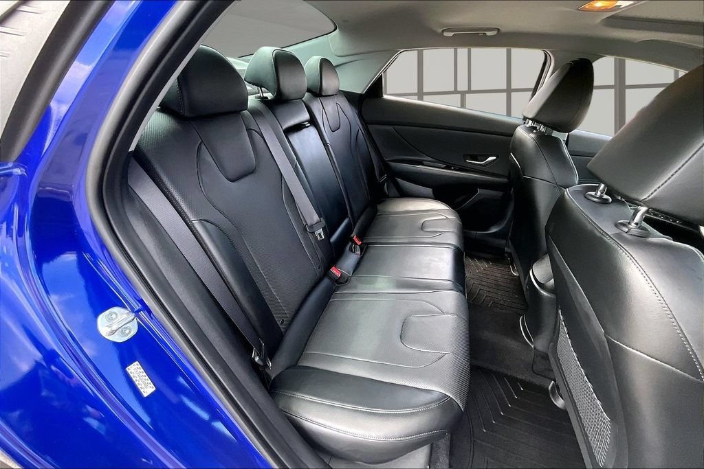 Used 2023 Hyundai Elantra Limited w/ Cargo Package FWD image 24