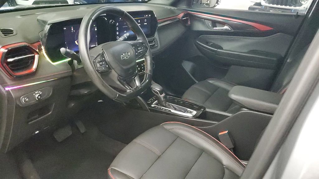 Used 2024 Chevrolet TrailBlazer RS w/ Convenience Package image 20