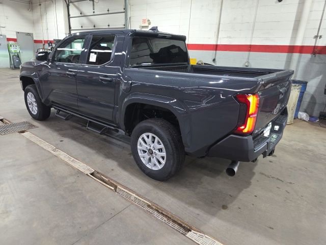 New 2026 Toyota Tacoma SR AWD/4WD image 5