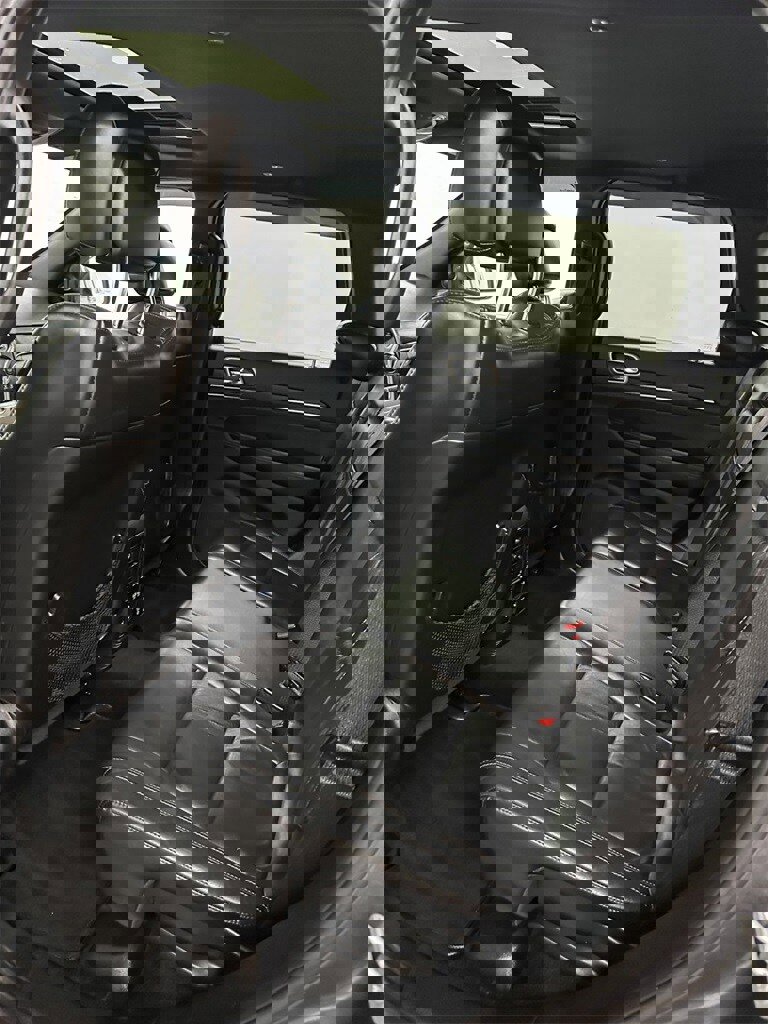 Used 2016 Jeep Grand Cherokee Limited w/ Trailer Tow Group IV image 32