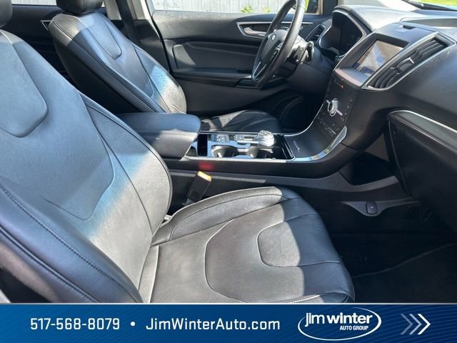 Used 2020 Ford Edge Titanium w/ Equipment Group 301A AWD/4WD image 14
