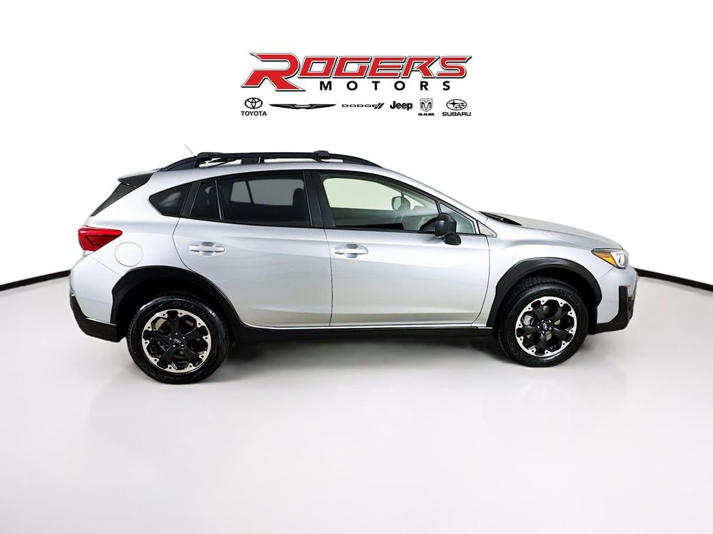 Certified 2022 Subaru Crosstrek 2.0i image 9
