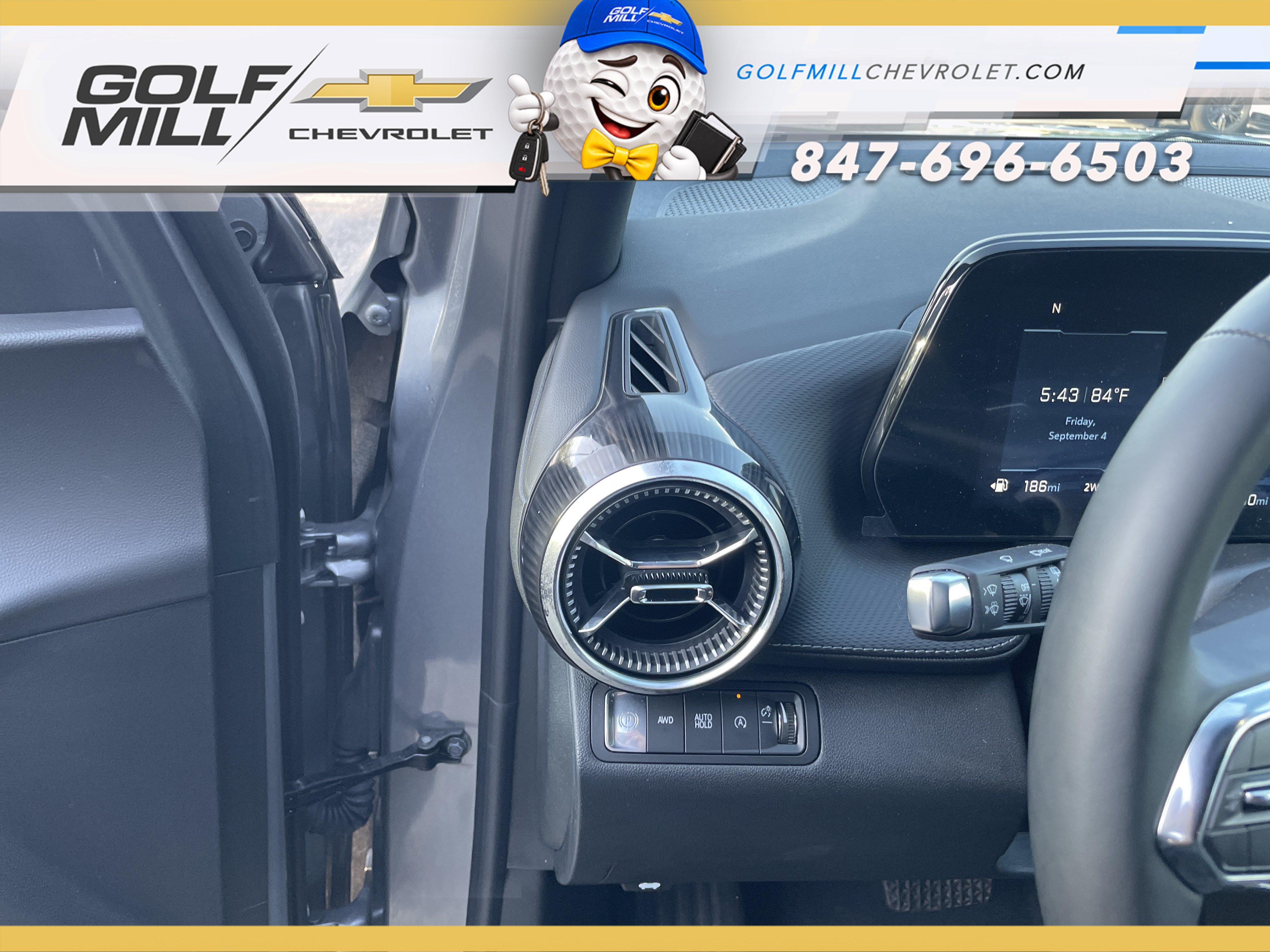 Used 2026 Chevrolet Equinox LT AWD/4WD image 17