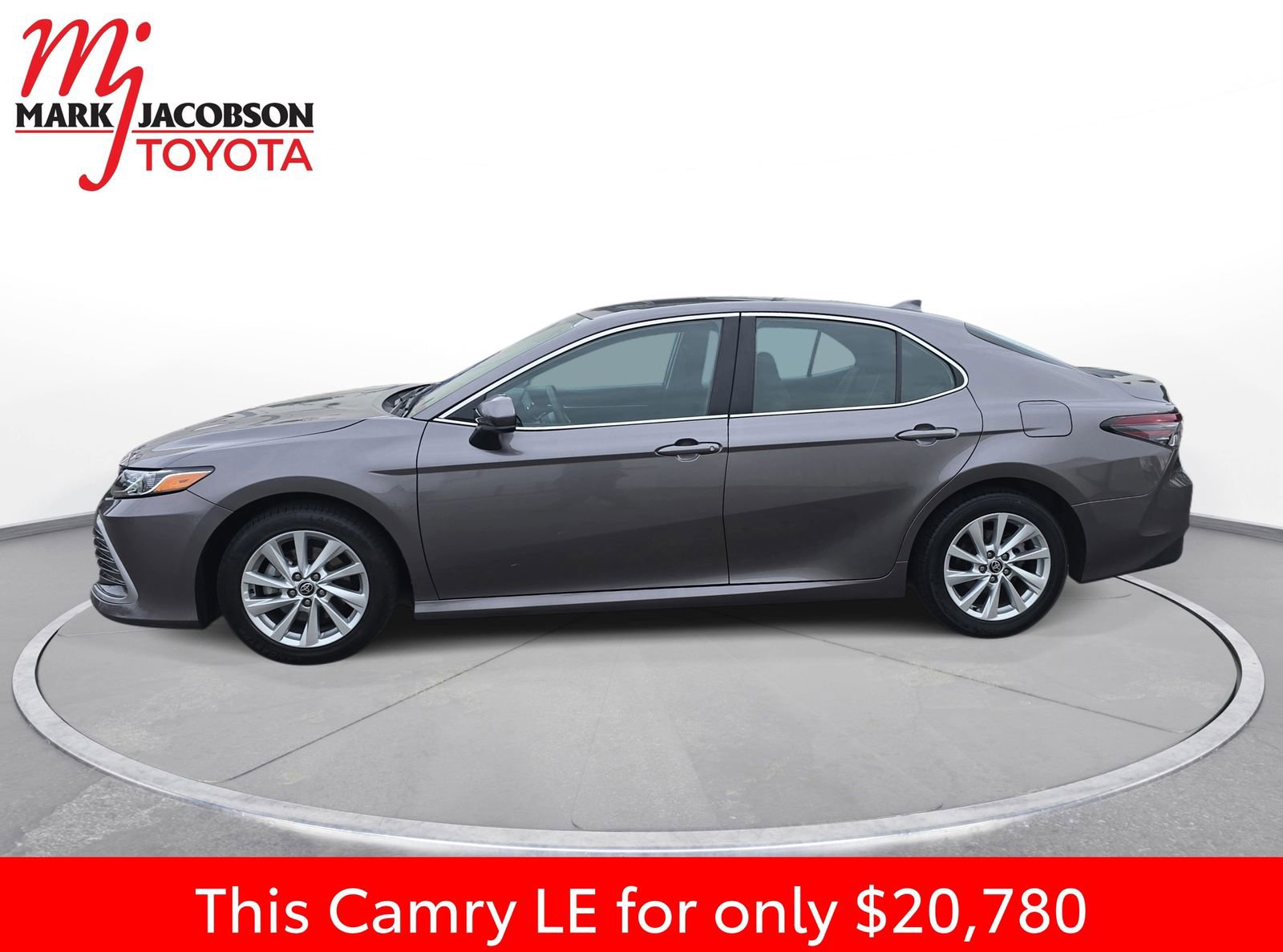 Used 2024 Toyota Camry LE image 14
