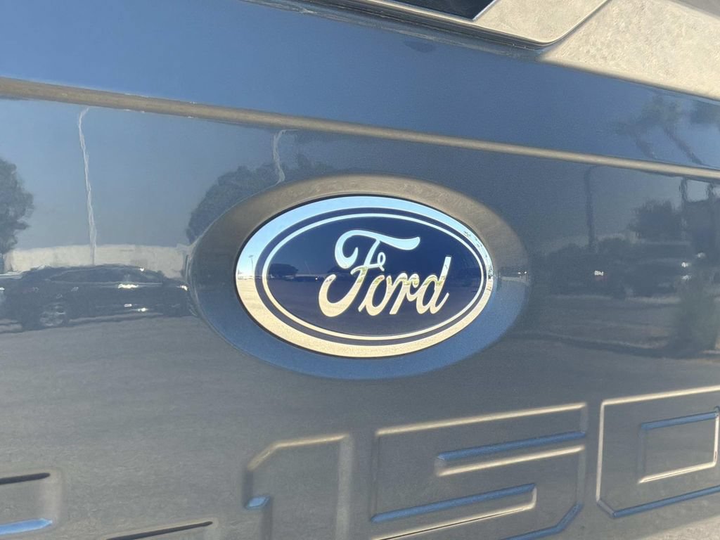 Used 2021 Ford F150 Lariat w/ Equipment Group 502A High AWD/4WD image 9