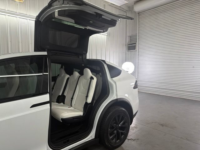 Used 2022 Tesla Model X AWD/4WD image 14