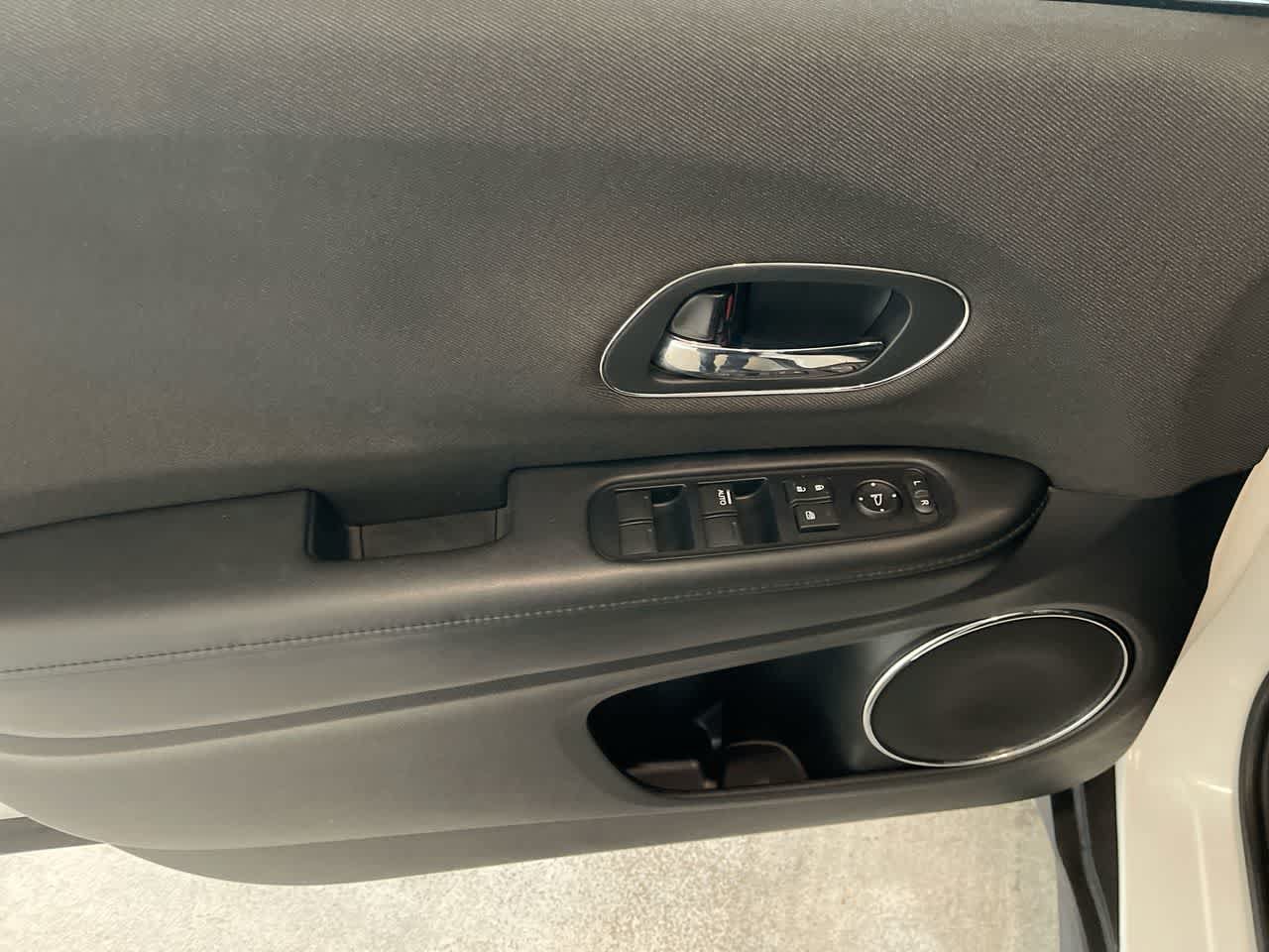 Used 2019 Honda HR-V EX image 13