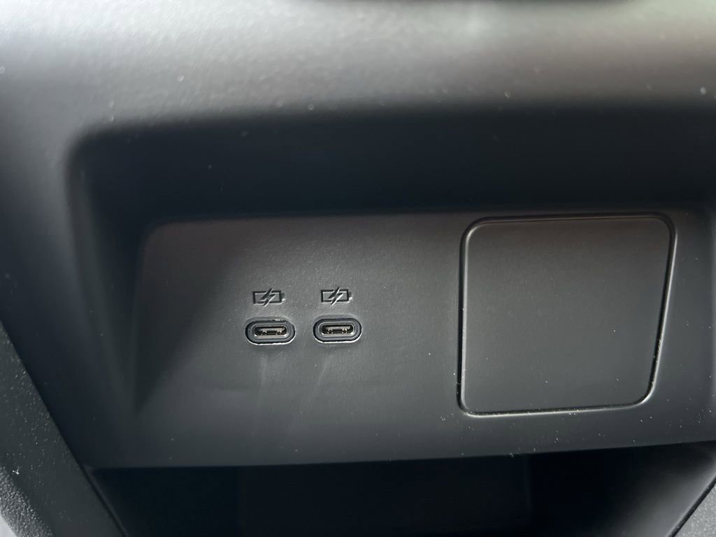 New 2026 Chevrolet Traverse LT image 25