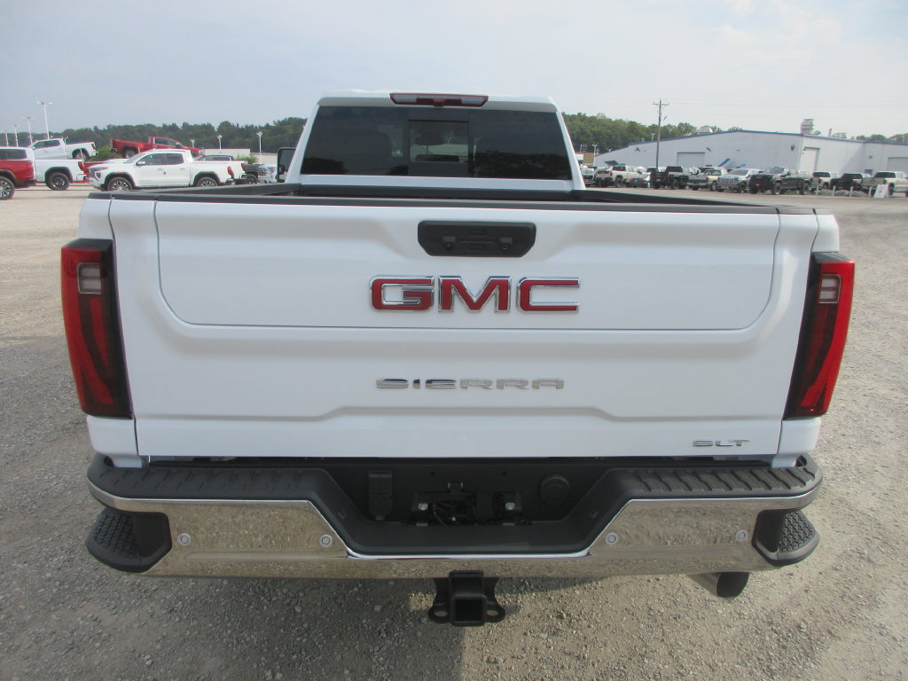 New 2026 GMC Sierra 3500 SLT w/ SLT Premium Package AWD/4WD image 6
