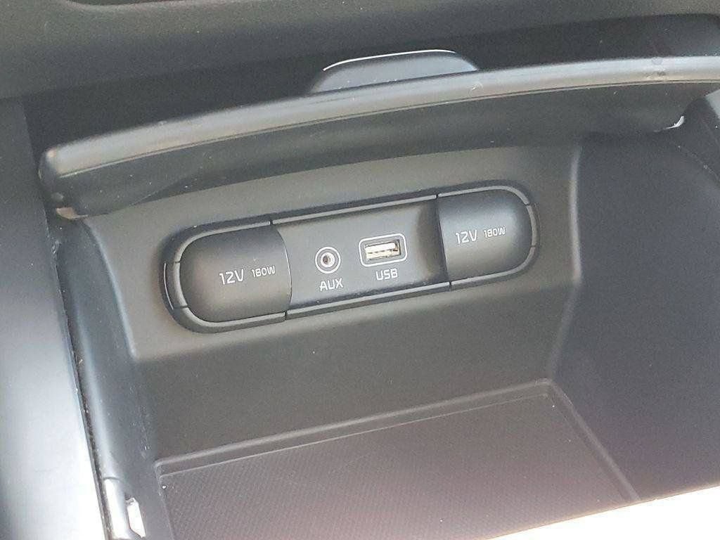 Used 2016 Kia Sorento AWD image 16
