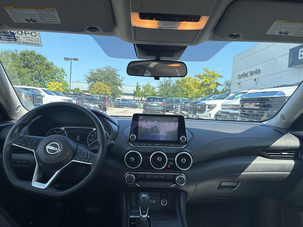 Used 2024 Nissan Sentra SV image 33