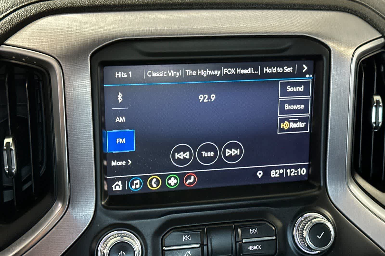 Used 2019 GMC Sierra 1500 SLT w/ Driver Alert Package I AWD/4WD image 20