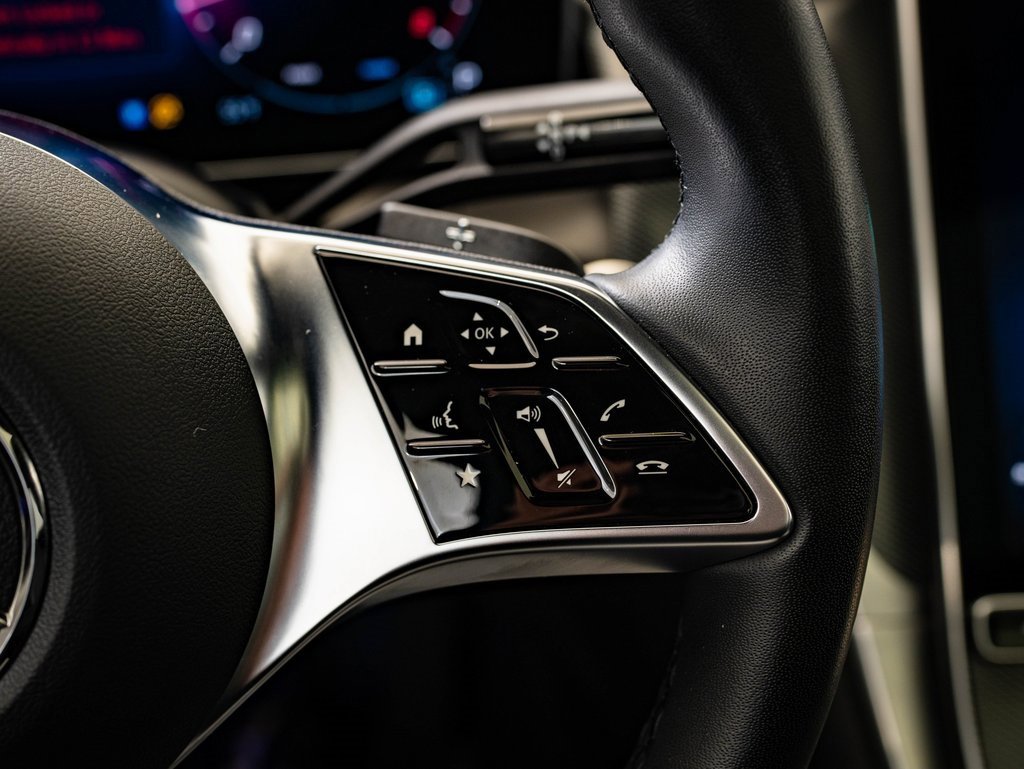 Certified 2025 Mercedes-Benz GLC 300 GLC 300 image 28