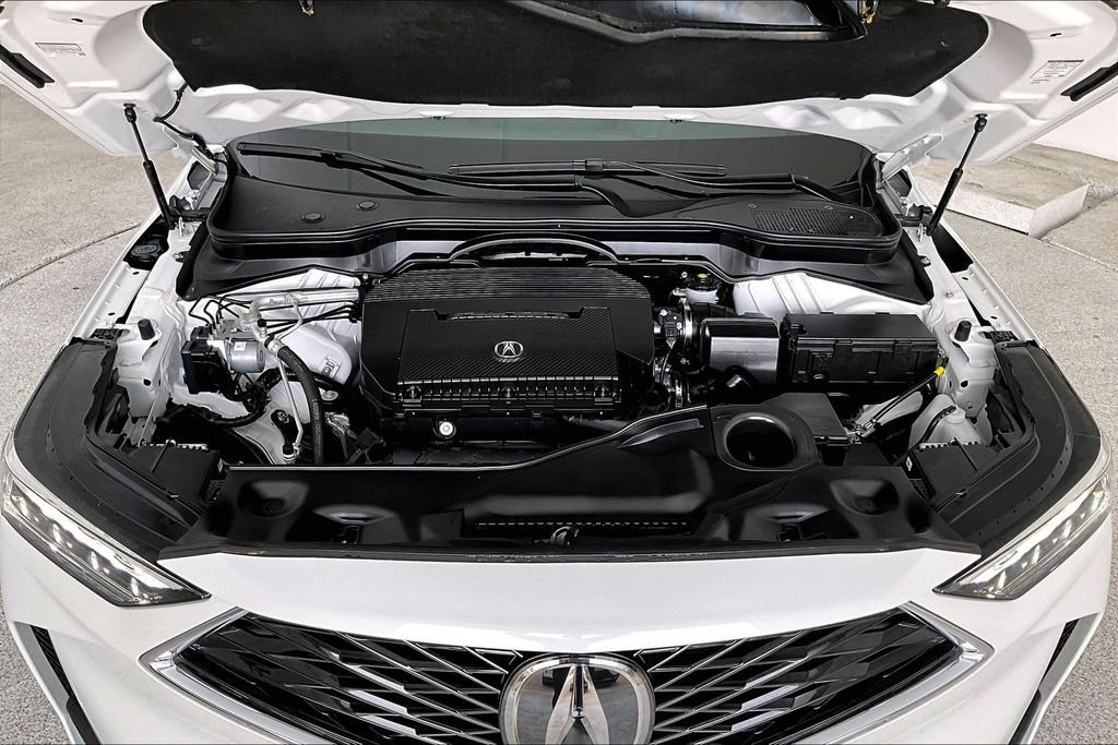 Certified 2026 Acura MDX w/ Technology Package FWD image 12