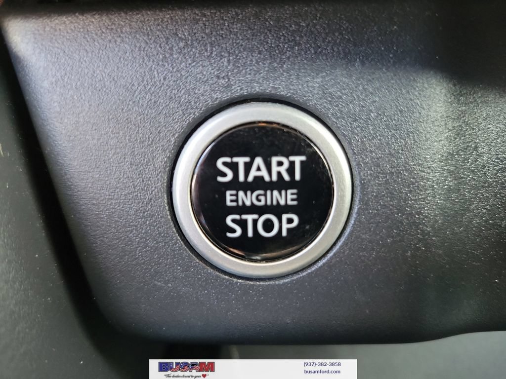 Used 2023 Nissan Rogue SV AWD/4WD image 29