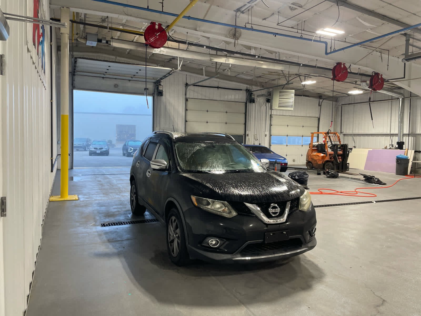 Used 2016 Nissan Rogue SL w/ SL Premium Package AWD/4WD image 3