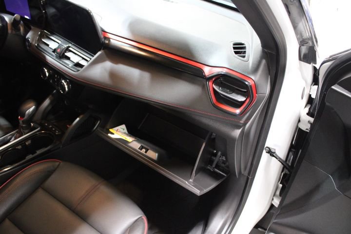 Used 2024 Chevrolet TrailBlazer RS w/ Convenience Package image 24