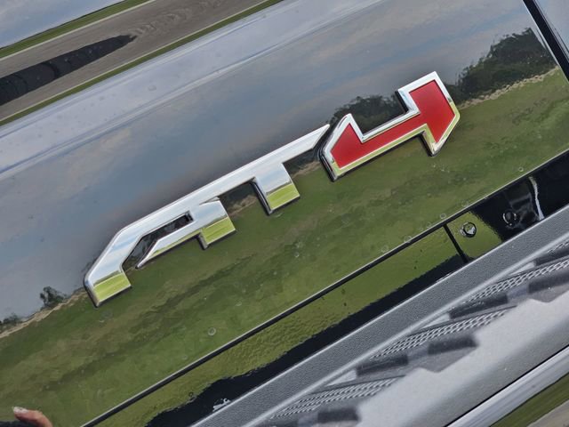 New 2026 GMC Sierra 1500 AT4 w/ AT4 Premium Package image 8