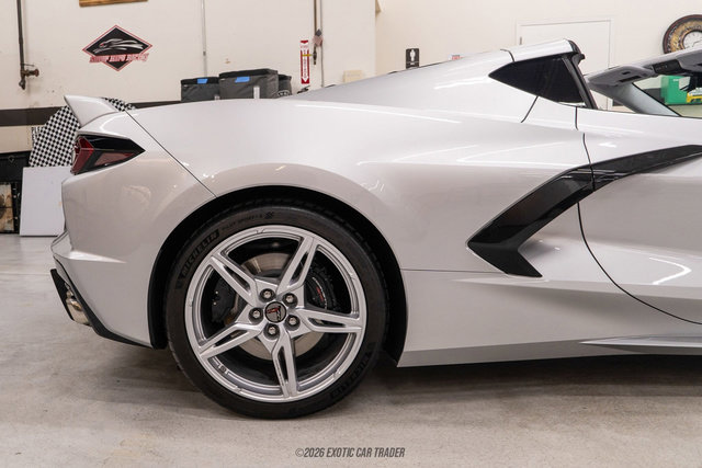 Used 2020 Chevrolet Corvette Stingray Premium Cpe w/ 3LT Preferred Equipment Group image 10